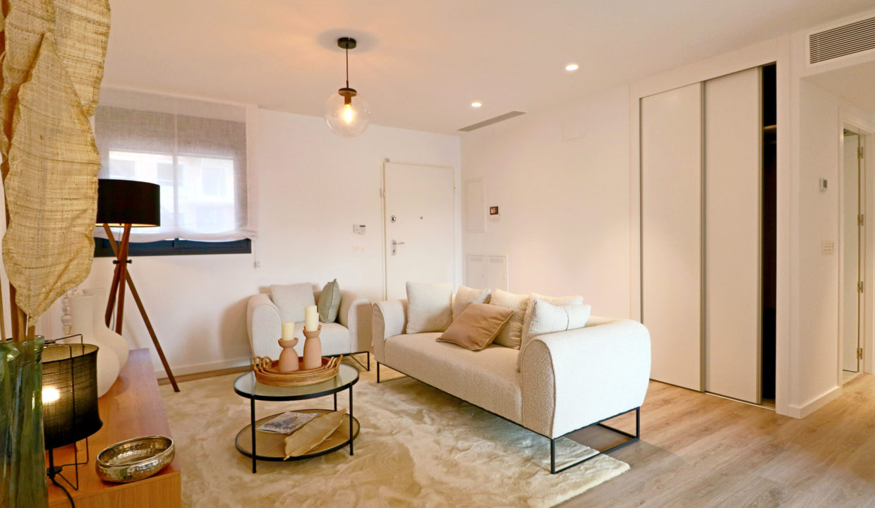 B1_Essential_Javea_salon_June-2022-scaled