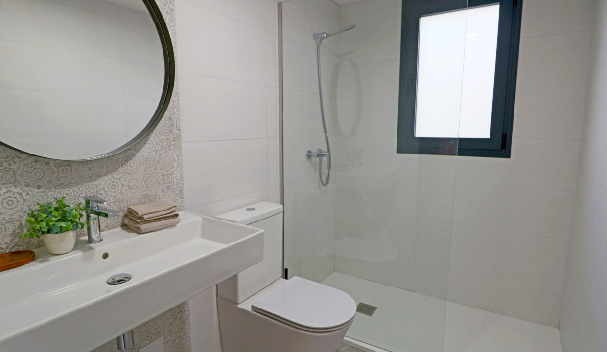 B9_Essential_Javea_bathroom_June-2022-scaled