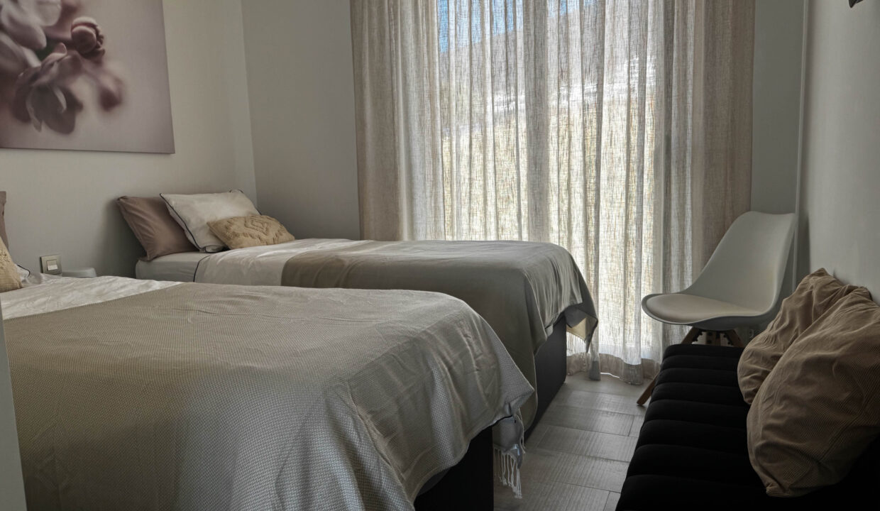 img_3421jpg_53668663874_o-scaled