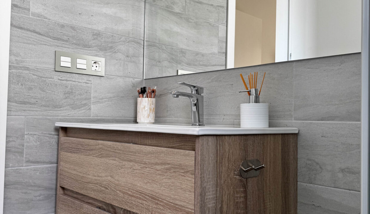 img_3439jpg_53667440572_o-scaled