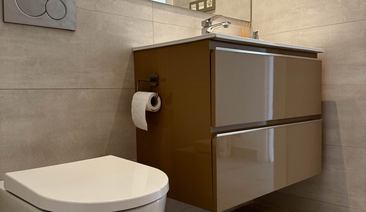 img_3464jpg_53668528628_o-scaled