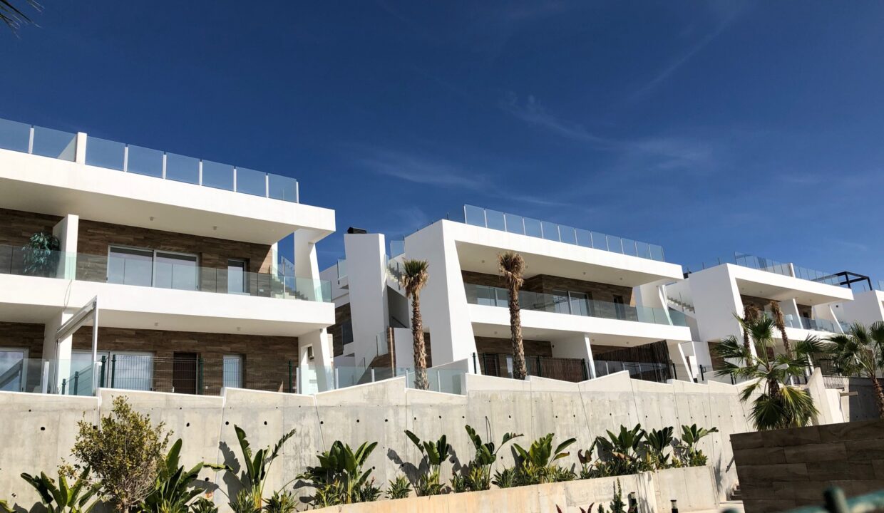 img_5984_49617465462_o-scaled