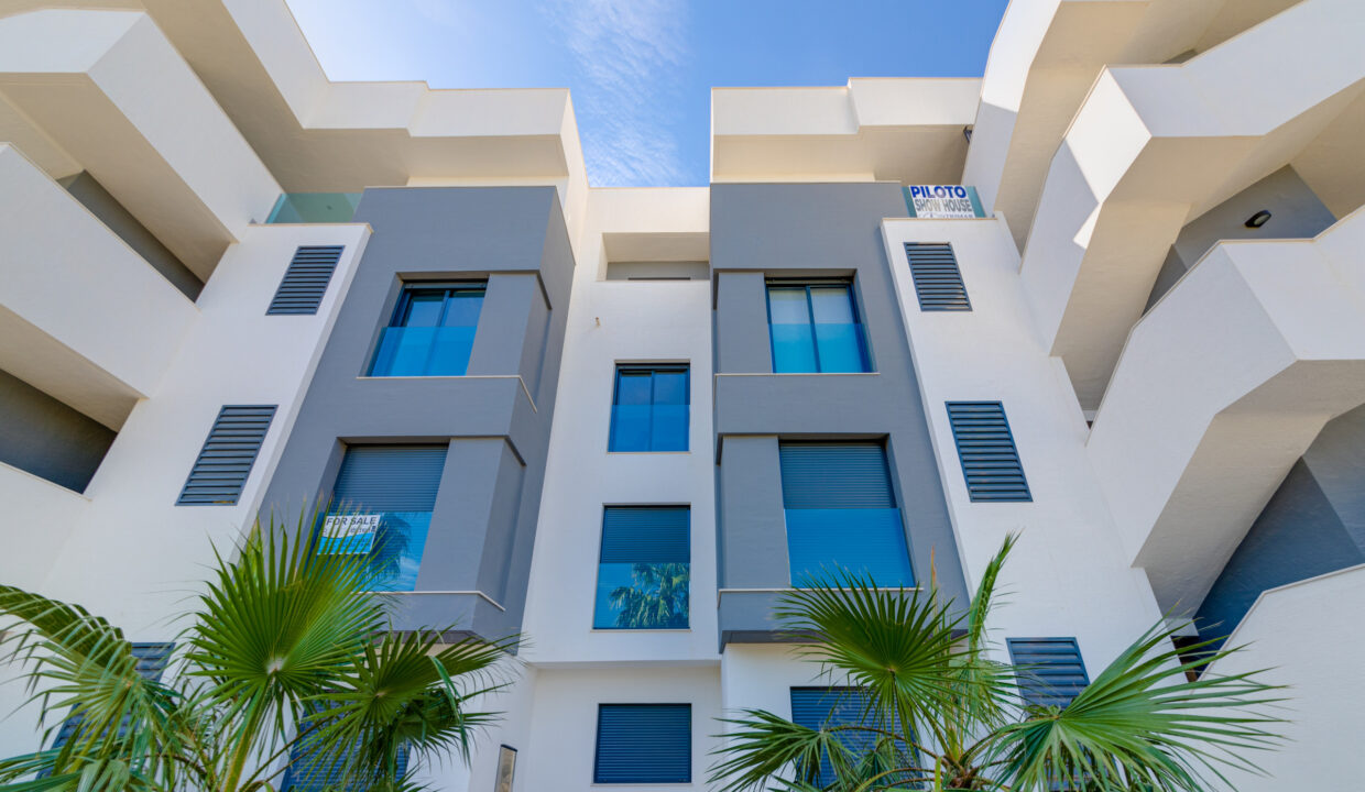 NEW-SHOW-HOUSE-OASIS-BEACH51-scaled