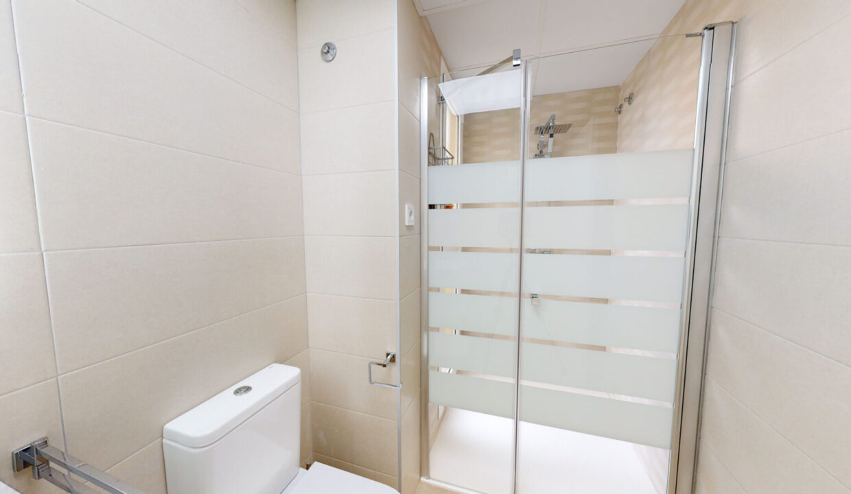 18.-ground-floor-bathroom-scaled