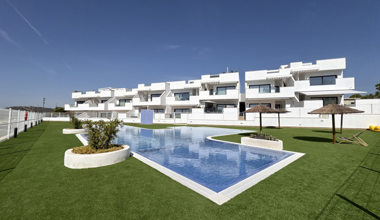 PISCINA-scaled