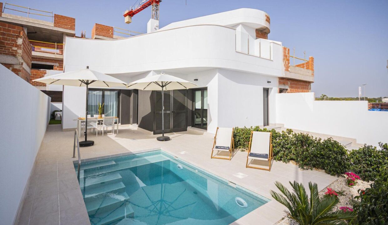 102419-Half-vrijstaande-villas-in-Torrevieja