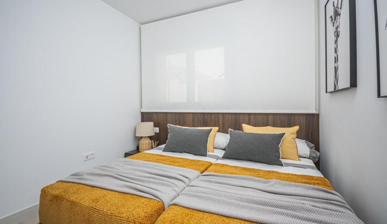 102419-Half-vrijstaande-villas-in-Torrevieja-2