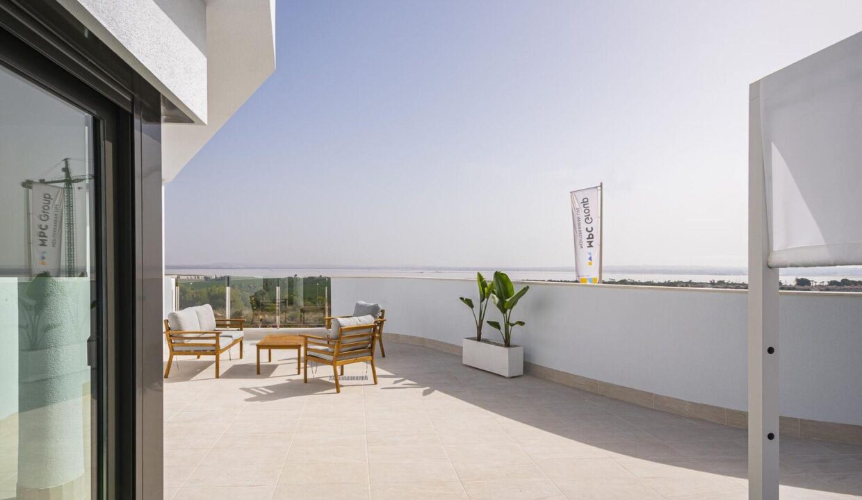 102419-Half-vrijstaande-villas-in-Torrevieja-27