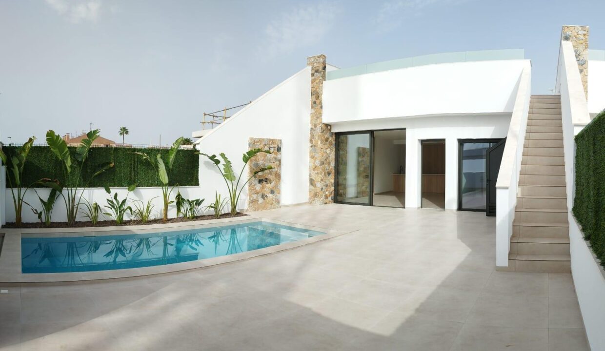 104078-Mooie-vrijstaande-villa-in-Los-Alcazares-Murcia-2