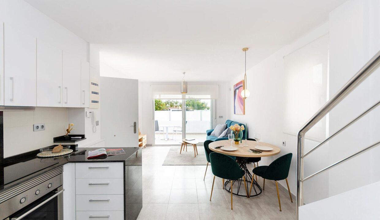 107359-Prachtige-vrijstaande-villas-in-Torrevieja-14
