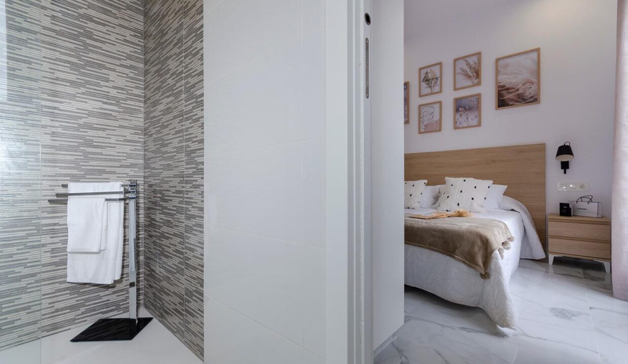 107359-Prachtige-vrijstaande-villas-in-Torrevieja-33