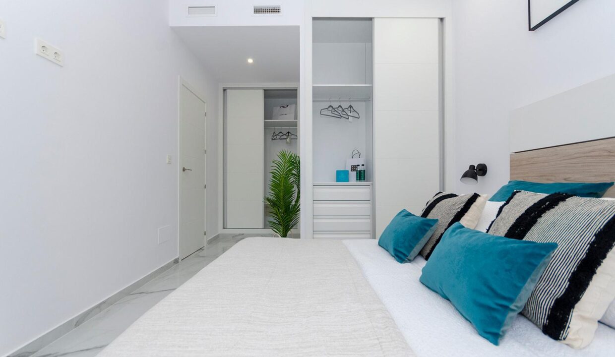 107359-Prachtige-vrijstaande-villas-in-Torrevieja-38