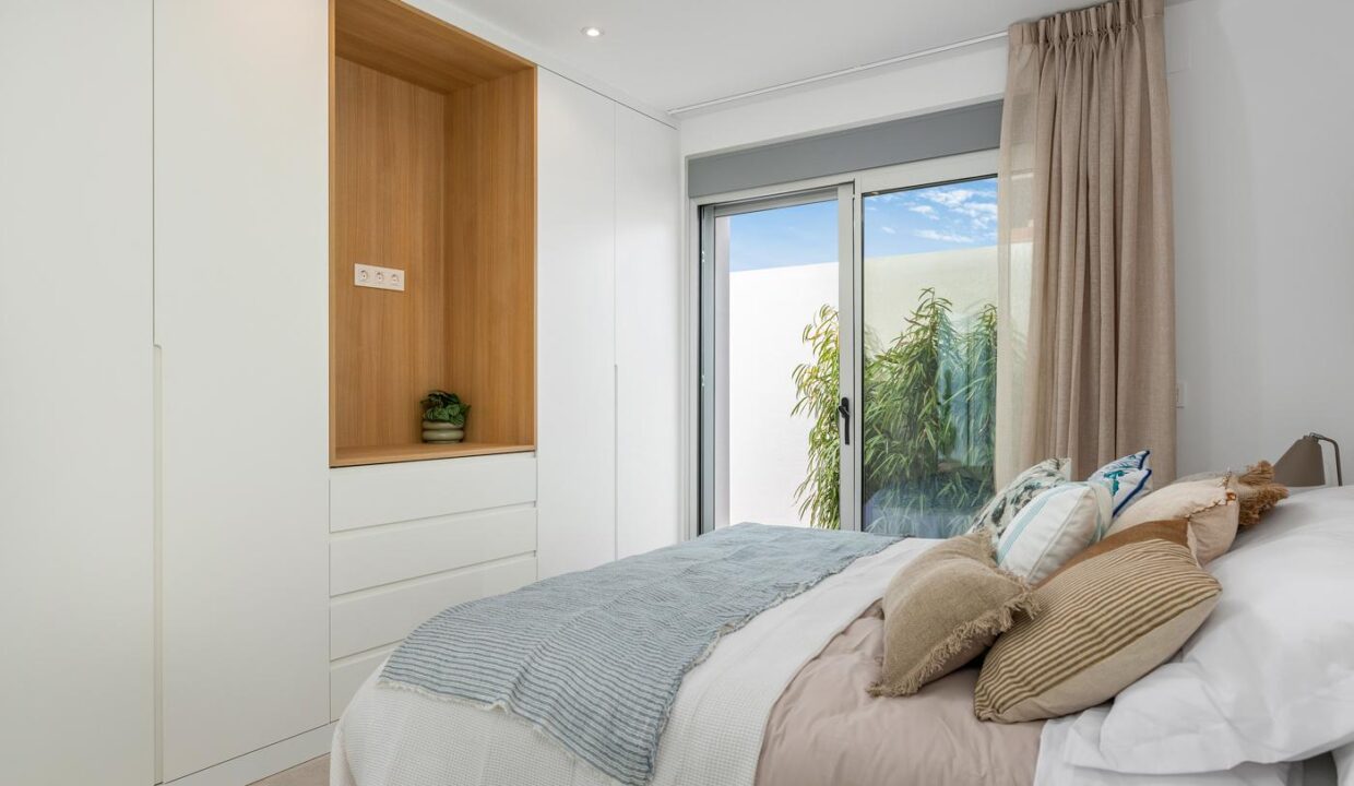 108876-Vrijstaande-villa-op-700-meter-van-de-zee-in-Los-Alcazares-Murcia-25