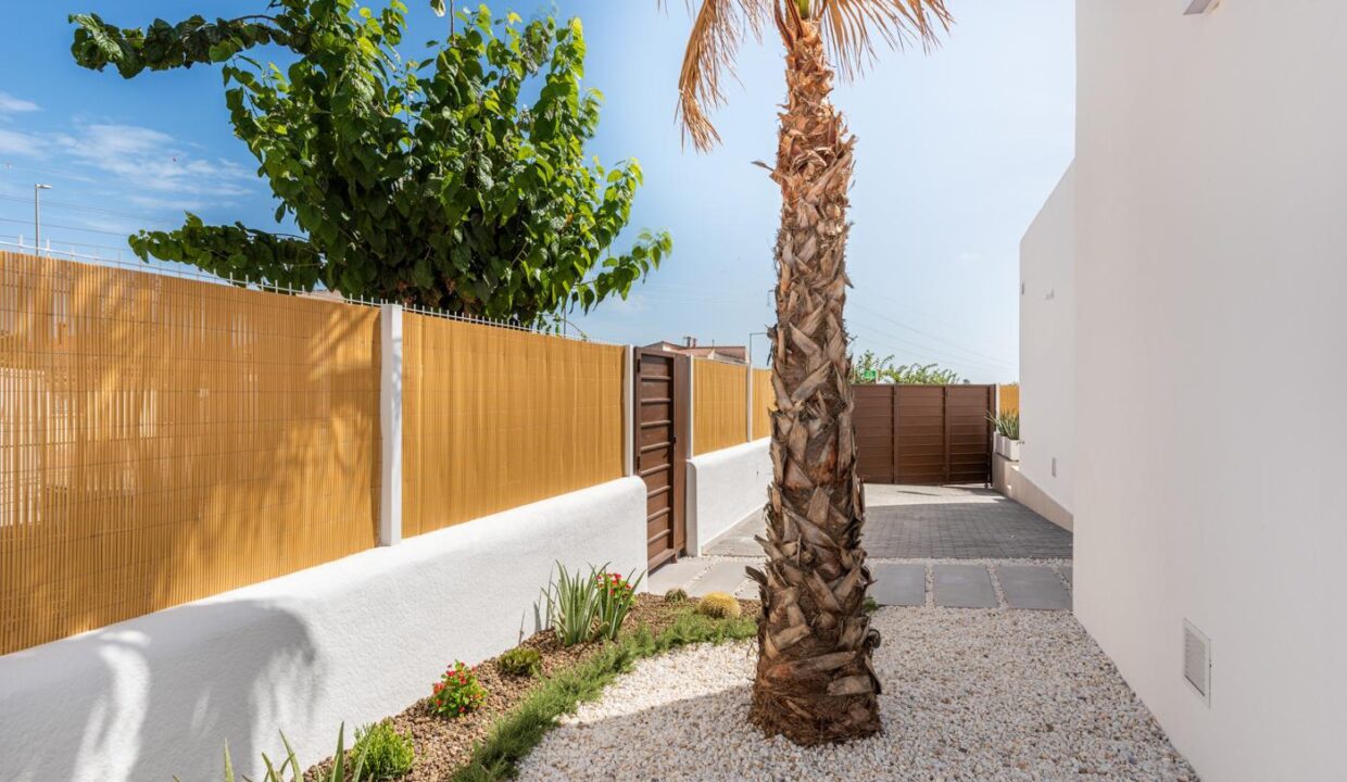 108876-Vrijstaande-villa-op-700-meter-van-de-zee-in-Los-Alcazares-Murcia-52