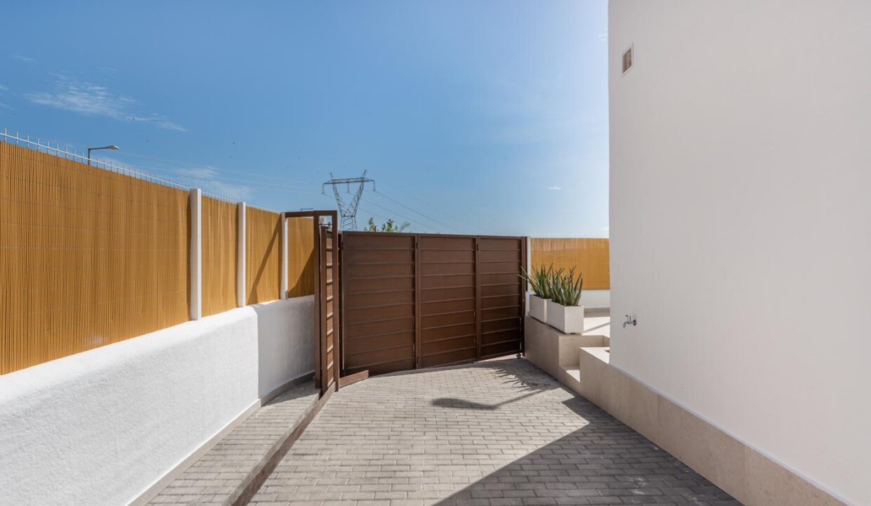 108876-Vrijstaande-villa-op-700-meter-van-de-zee-in-Los-Alcazares-Murcia-54