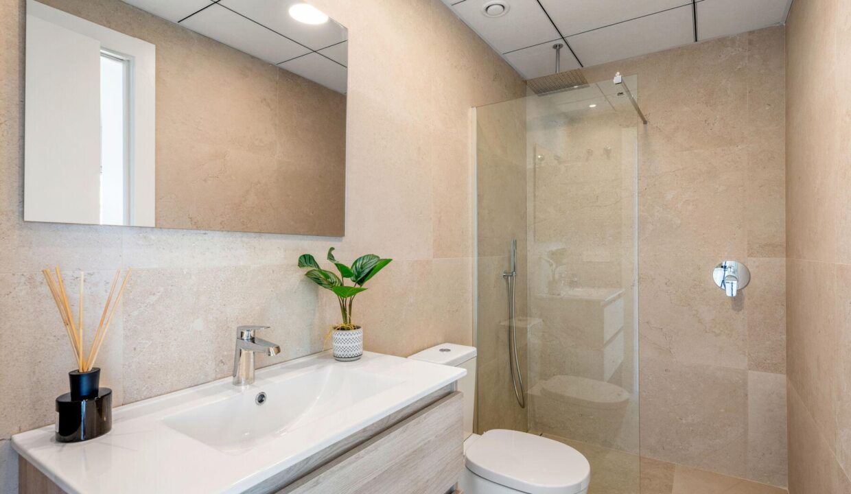 108935-Vrijstaande-villa-op-700-meter-van-de-Mar-Menor-in-Los-Alcazares-Murcia-21
