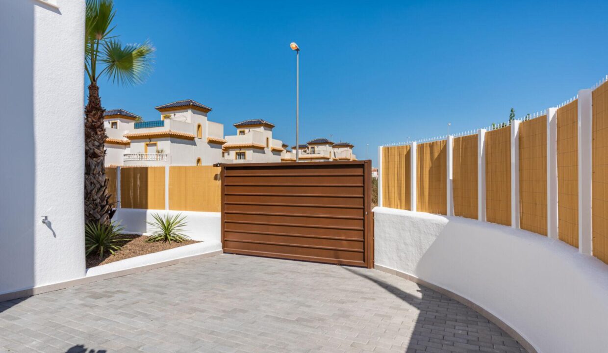 108935-Vrijstaande-villa-op-700-meter-van-de-Mar-Menor-in-Los-Alcazares-Murcia-23