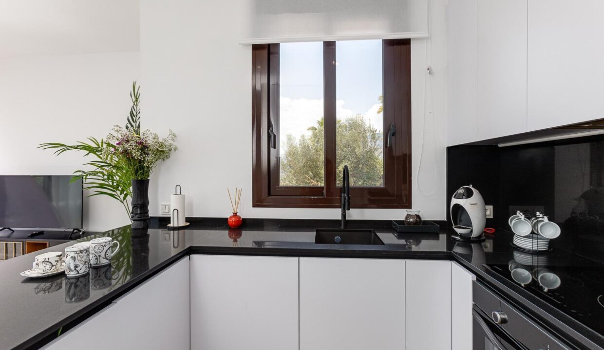 115830-Vrijstaande-villas-met-uitzicht-op-de-bergen-in-Finestrat-46