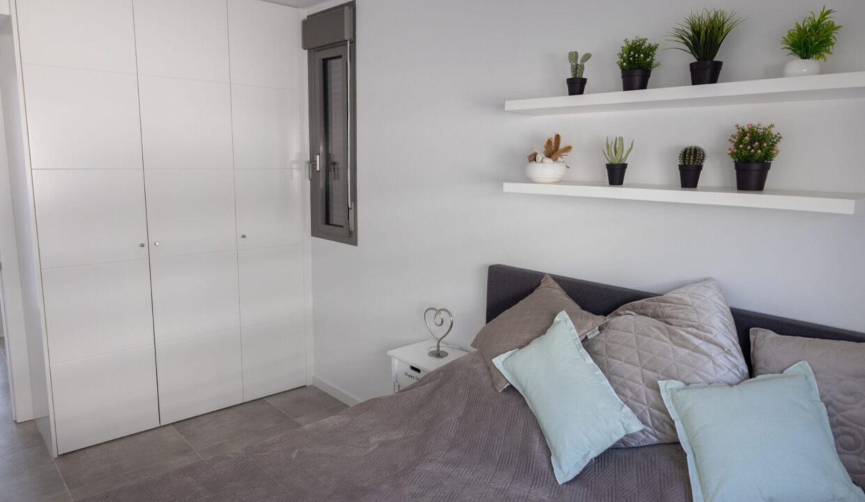 120316-Vrijstaande-villa-in-Finestrat-met-zeezicht-2