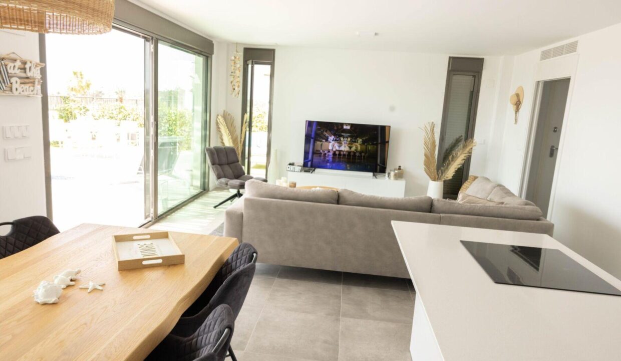 120316-Vrijstaande-villa-in-Finestrat-met-zeezicht-28