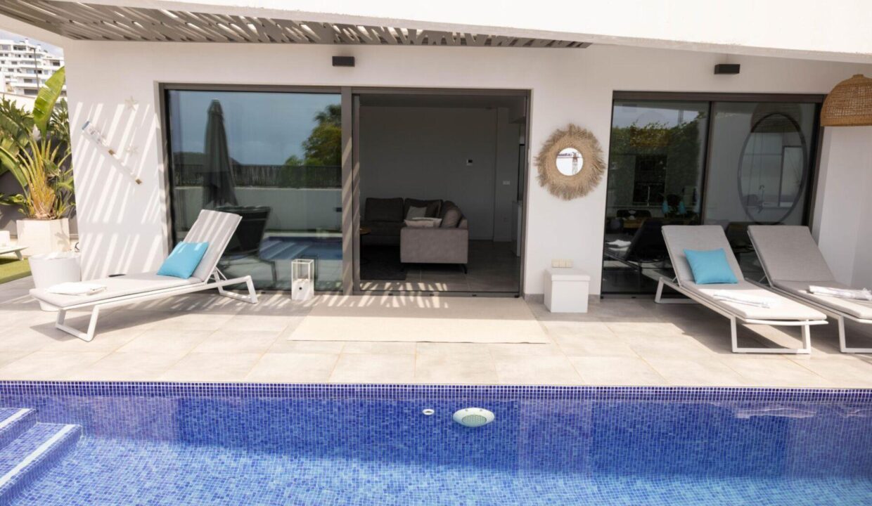 120316-Vrijstaande-villa-in-Finestrat-met-zeezicht-29