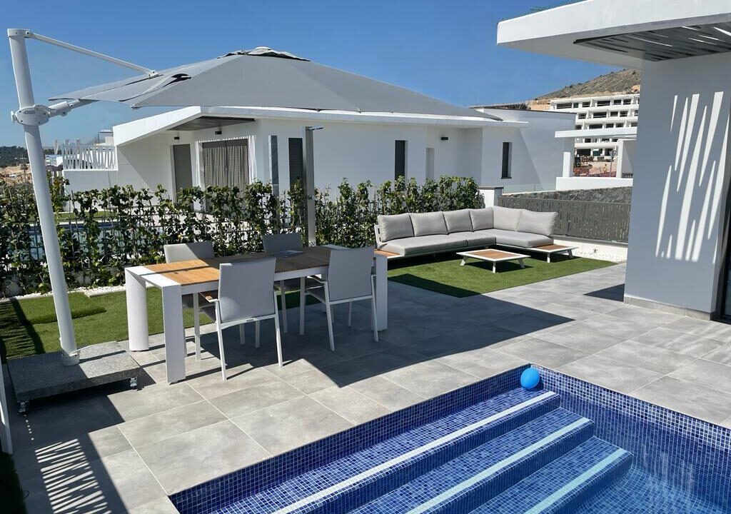 120316-Vrijstaande-villa-in-Finestrat-met-zeezicht-32