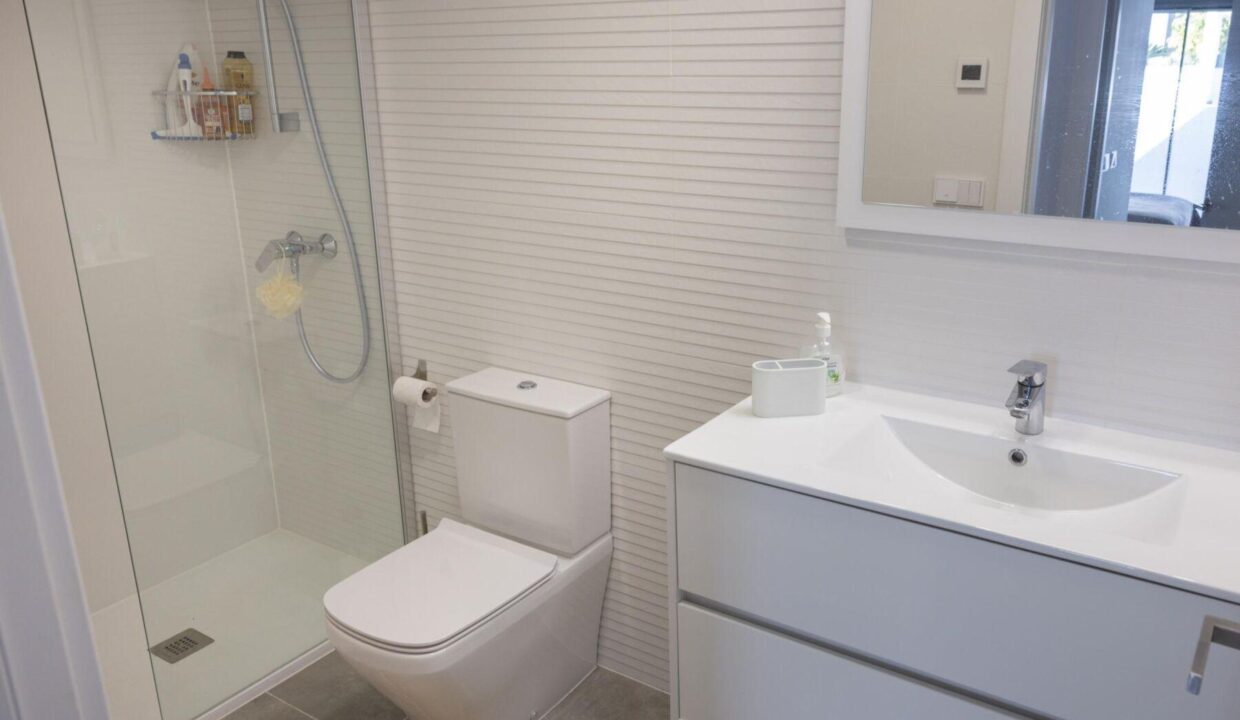 120316-Vrijstaande-villa-in-Finestrat-met-zeezicht-9