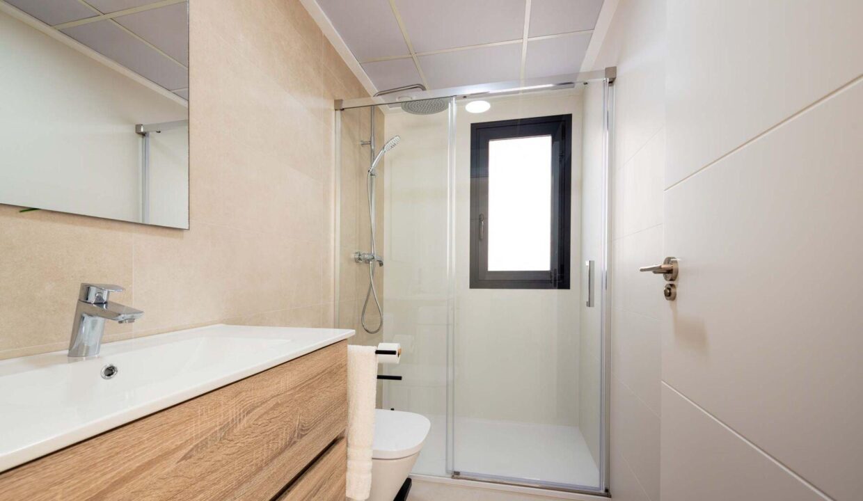 121984-Geschakelde-woningen-en-appartementen-in-Cox-Alicante-25