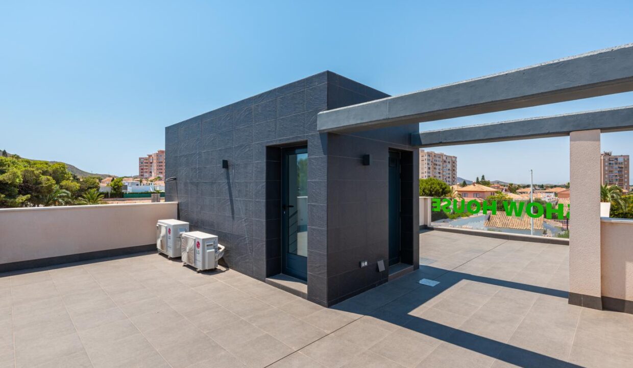 125401-Vrijstaande-woningen-op-slechts-een-paar-stappen-van-zee-in-La-Manga-del-Mar-Menor-16