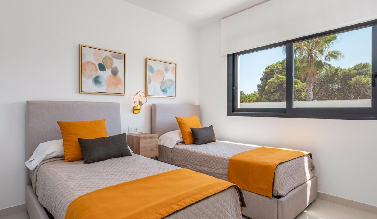 125401-Vrijstaande-woningen-op-slechts-een-paar-stappen-van-zee-in-La-Manga-del-Mar-Menor-26
