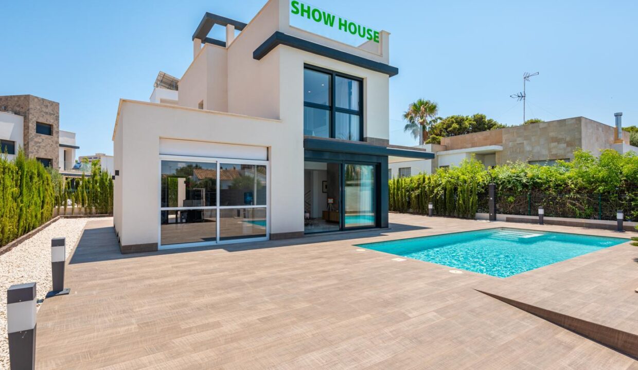 125401-Vrijstaande-woningen-op-slechts-een-paar-stappen-van-zee-in-La-Manga-del-Mar-Menor-45