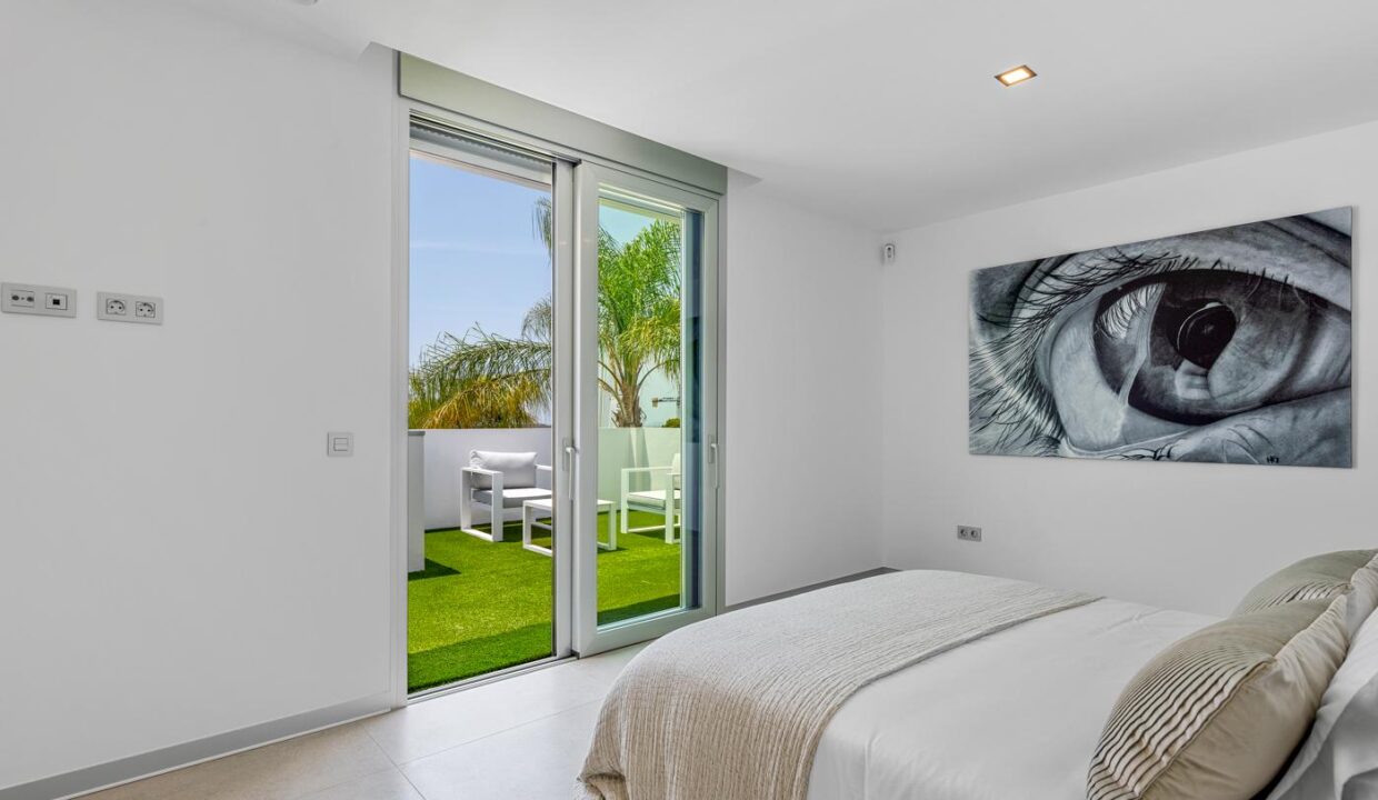 127628-Vrijstaande-villas-in-Finestrat-13