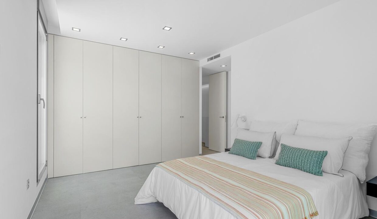 127628-Vrijstaande-villas-in-Finestrat-15