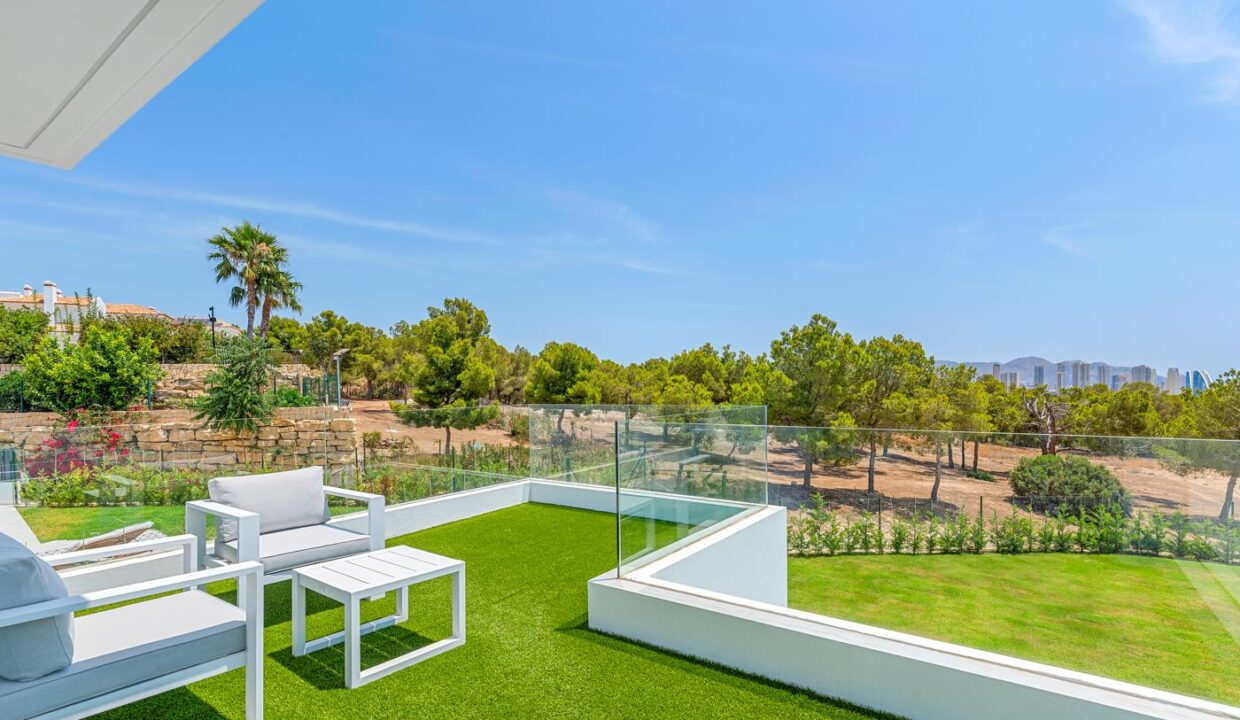 127628-Vrijstaande-villas-in-Finestrat-18