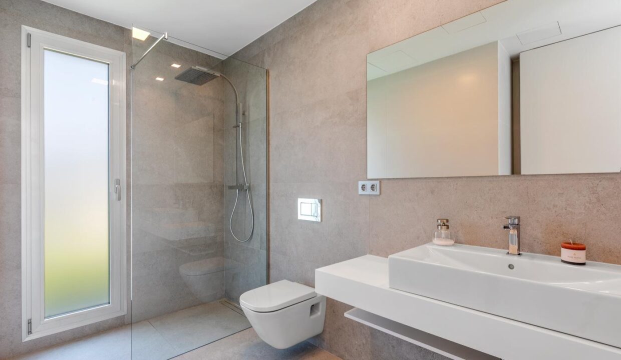 127628-Vrijstaande-villas-in-Finestrat-23