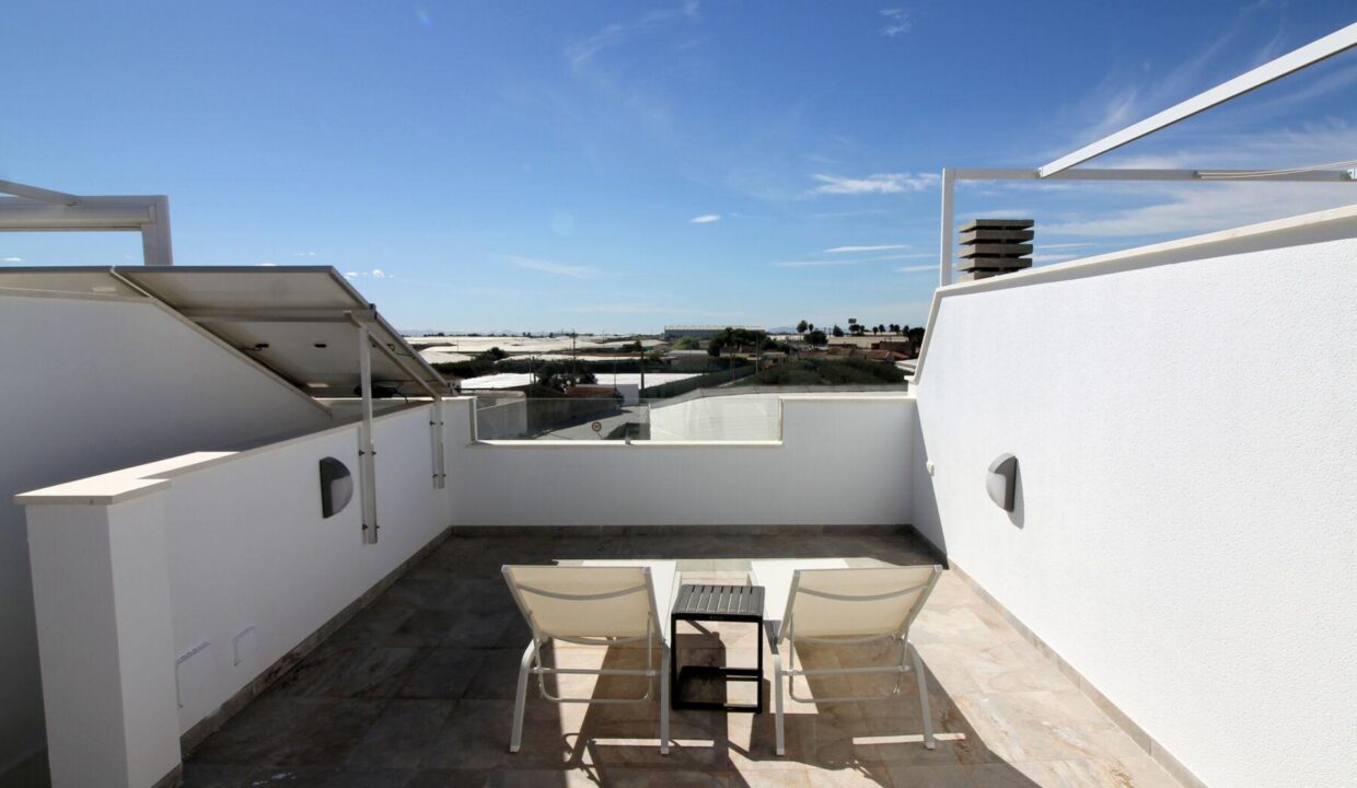 130831-Twee-onder-een-kapwoningen-met-3-of-4-slaapkamers-in-Pilar-de-la-Horadada-4