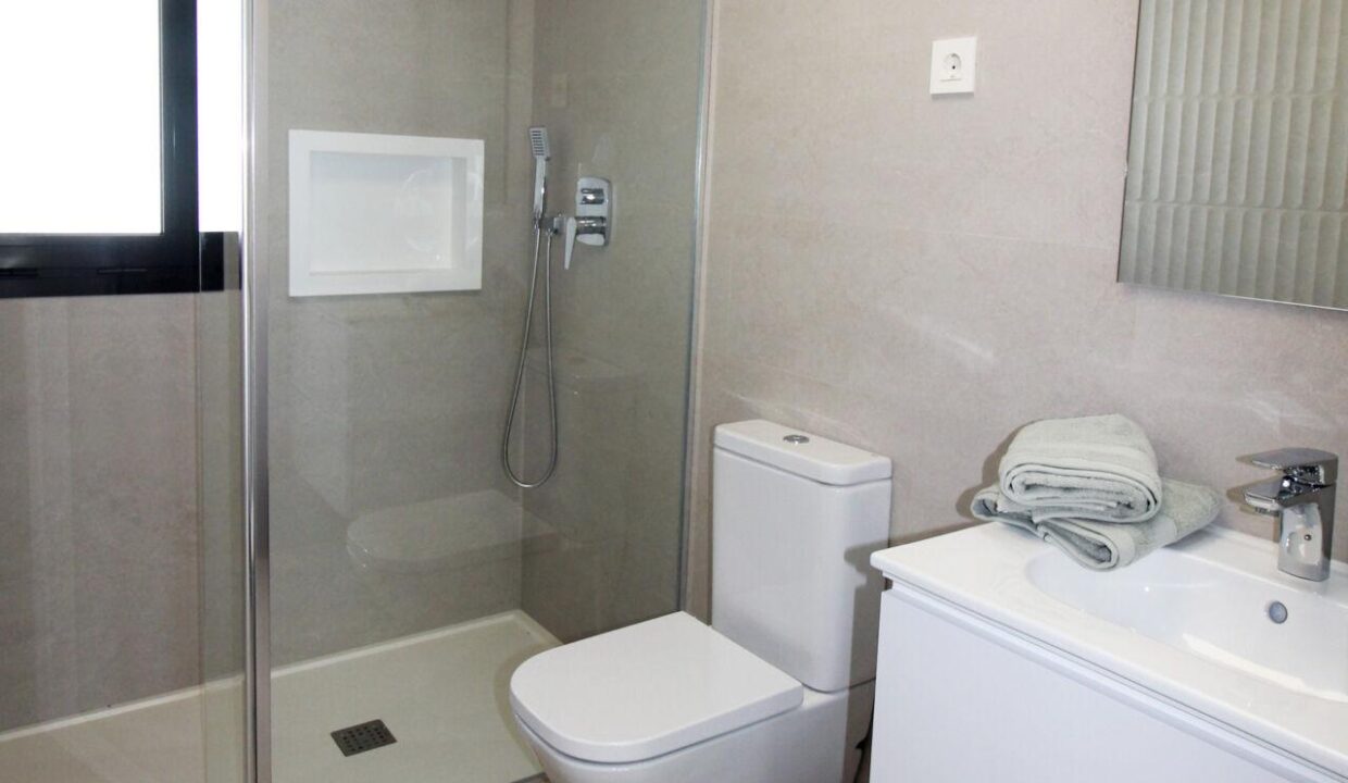 130831-Twee-onder-een-kapwoningen-met-3-of-4-slaapkamers-in-Pilar-de-la-Horadada-6