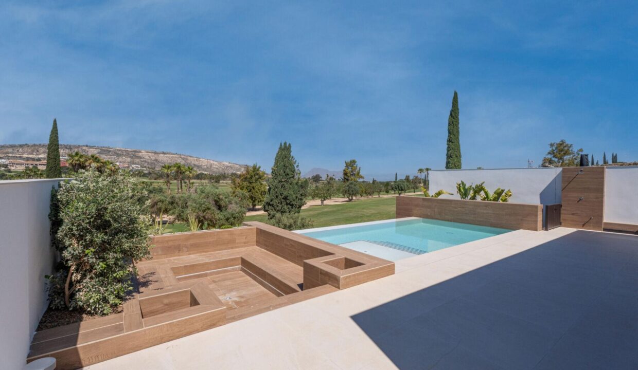 133584-Villa-aan-de-Golfbaan-in-Algorfa-25