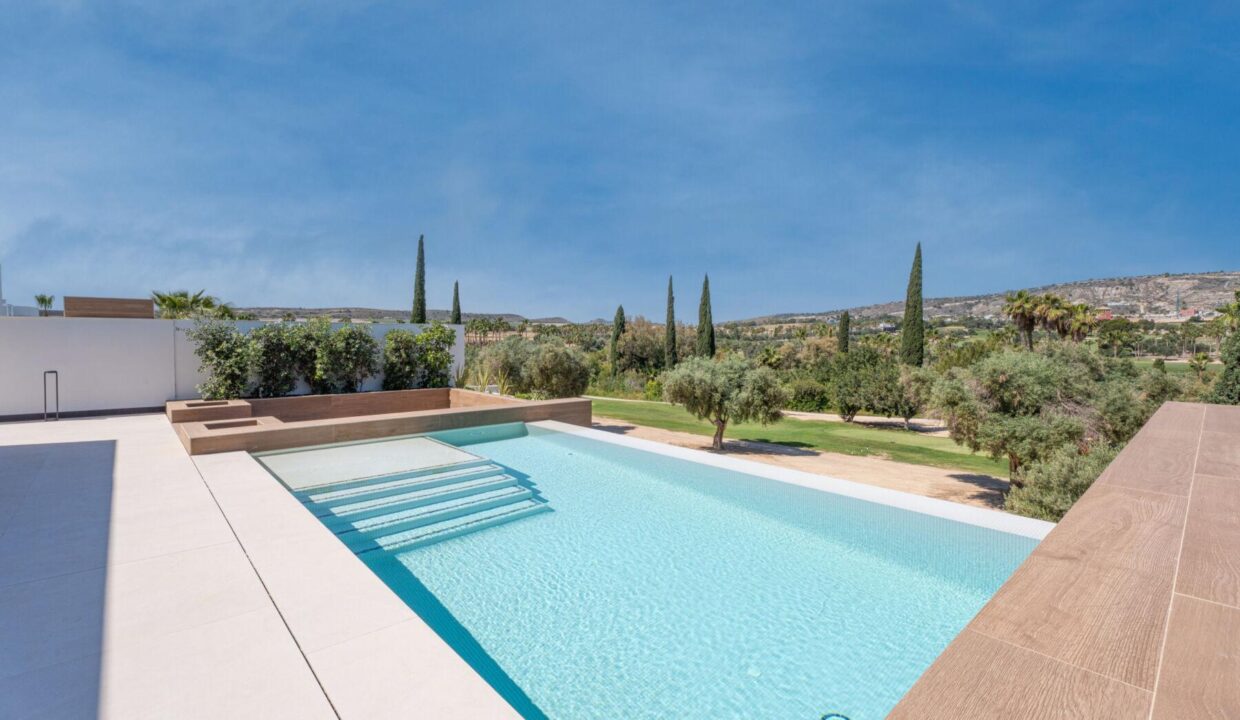 133584-Villa-aan-de-Golfbaan-in-Algorfa-27