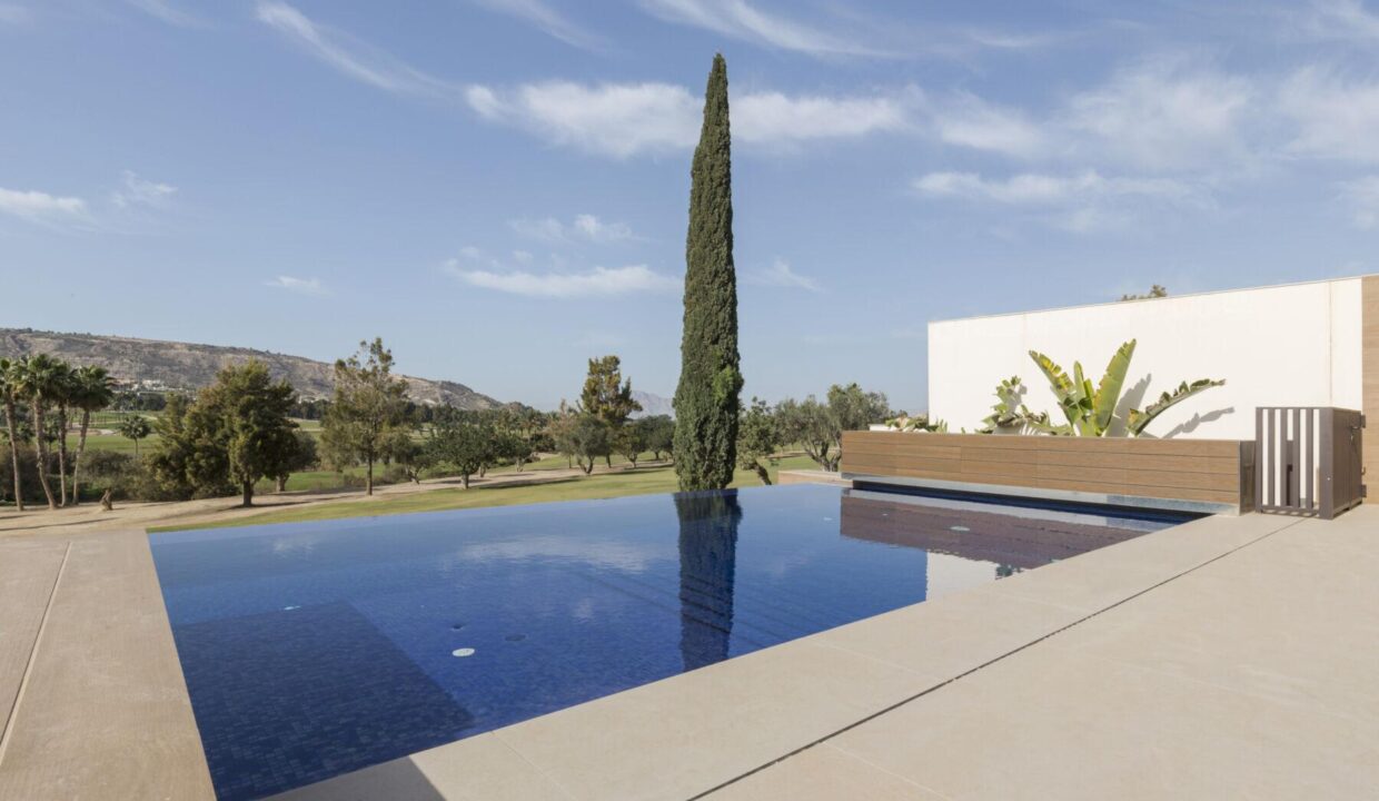 133584-Villa-aan-de-Golfbaan-in-Algorfa-7