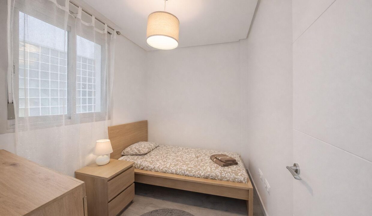 136837-Instapklaar-appartement-in-Green-Hills-Villamartin-–-3-slaapkamers-groot-terras-en-resortfaciliteiten-10