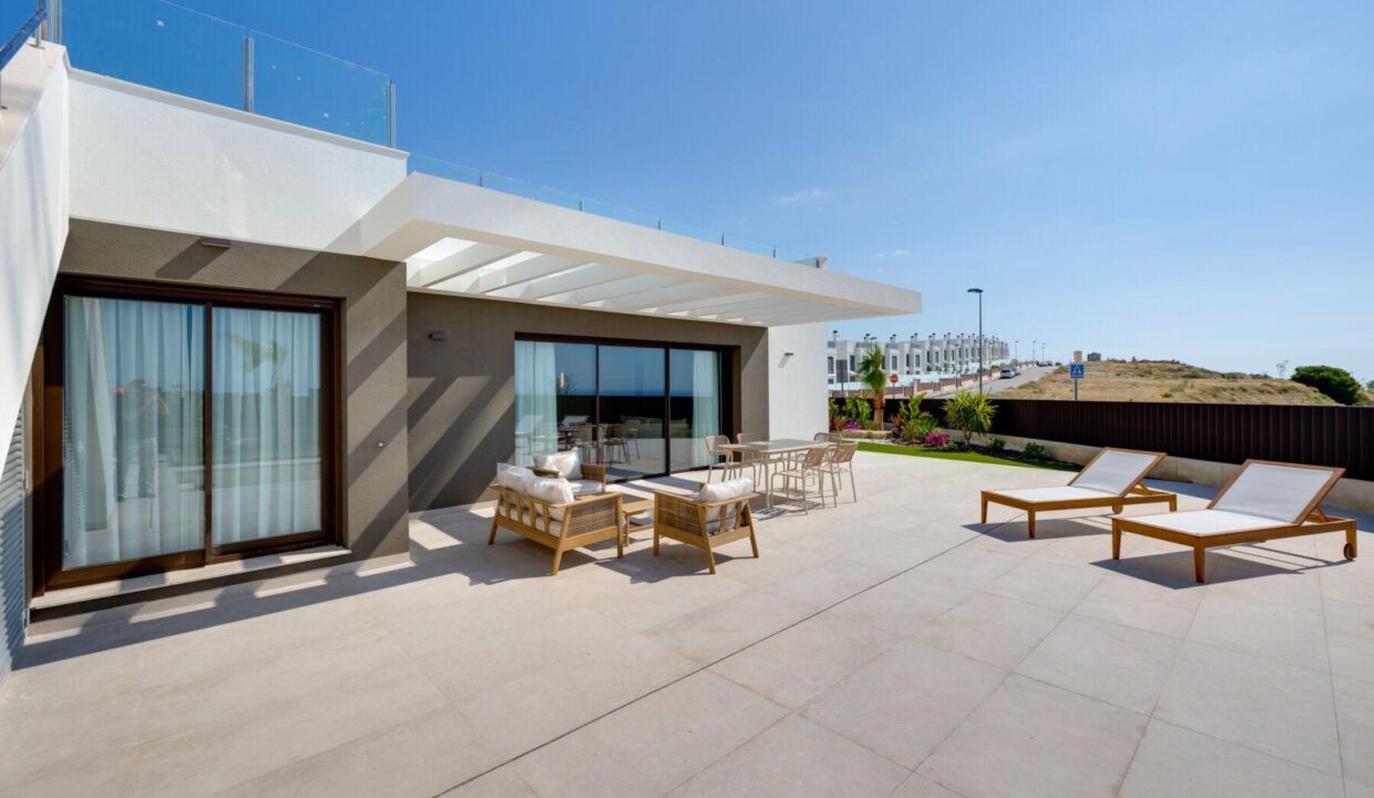 140913-Moderne-villas-in-Mutxamel-Alicante-23