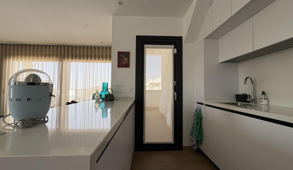 141401-Exclusief-penthouse-met-panoramisch-uitzicht-op-de-Campana-Golf-en-de-Middellandse-Zee-—-Finestrat-Costa-Blanca-20