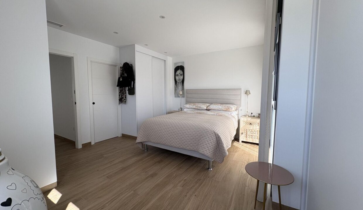 141401-Exclusief-penthouse-met-panoramisch-uitzicht-op-de-Campana-Golf-en-de-Middellandse-Zee-—-Finestrat-Costa-Blanca-27