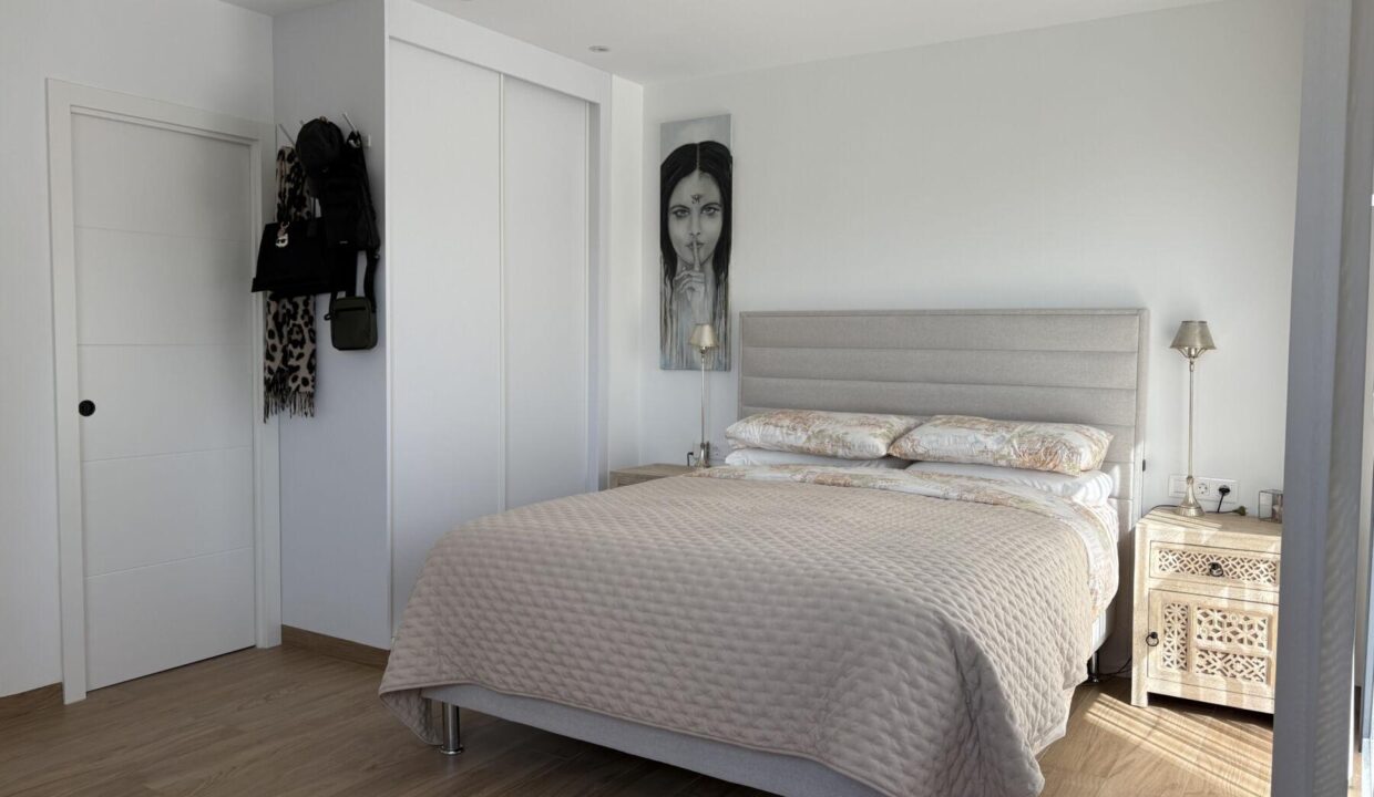 141401-Exclusief-penthouse-met-panoramisch-uitzicht-op-de-Campana-Golf-en-de-Middellandse-Zee-—-Finestrat-Costa-Blanca-32