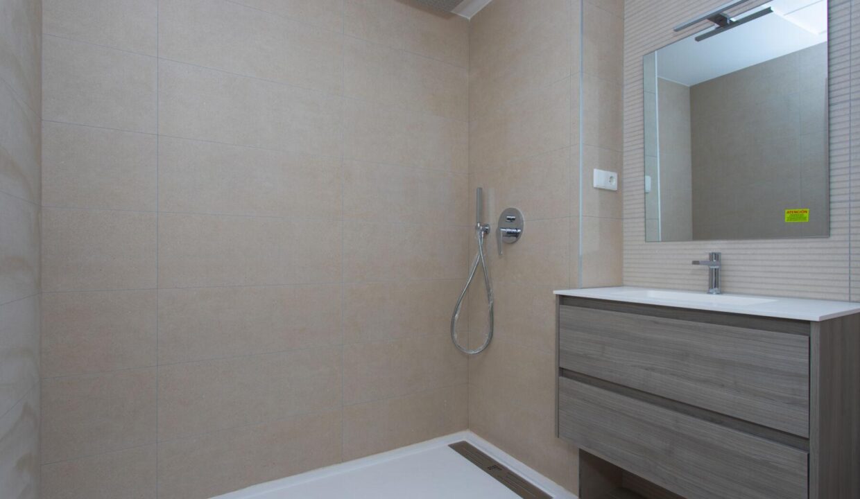 141590-Geschakelde-villas-aan-de-golfbaan-Alenda-Golf-Monforte-del-Cid-13