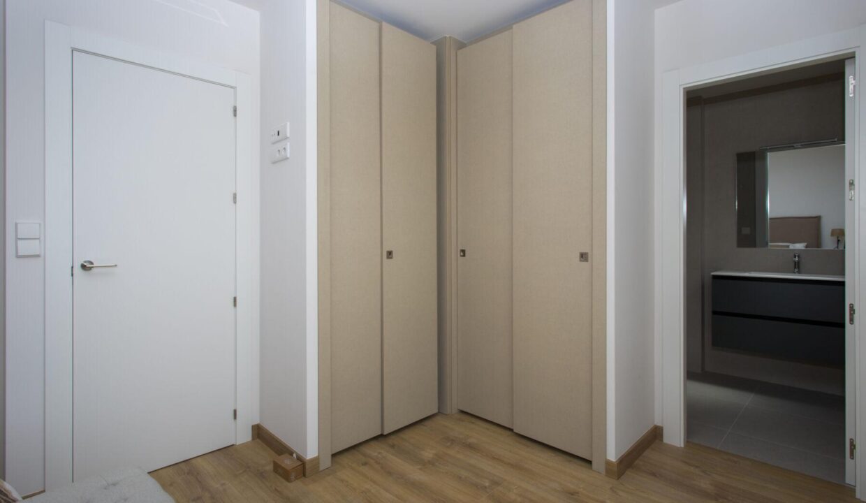 141590-Geschakelde-villas-aan-de-golfbaan-Alenda-Golf-Monforte-del-Cid-3
