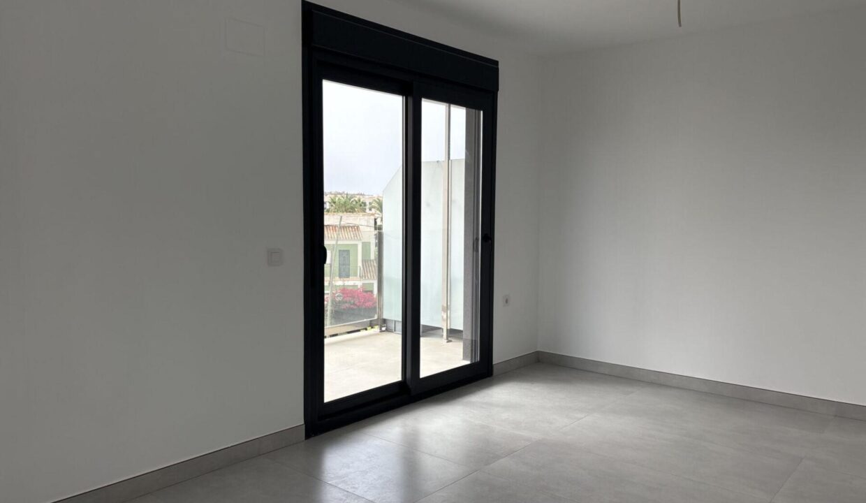 144342-Licht-en-instapklaar-nieuwbouwappartement-in-Villajoyosa-16