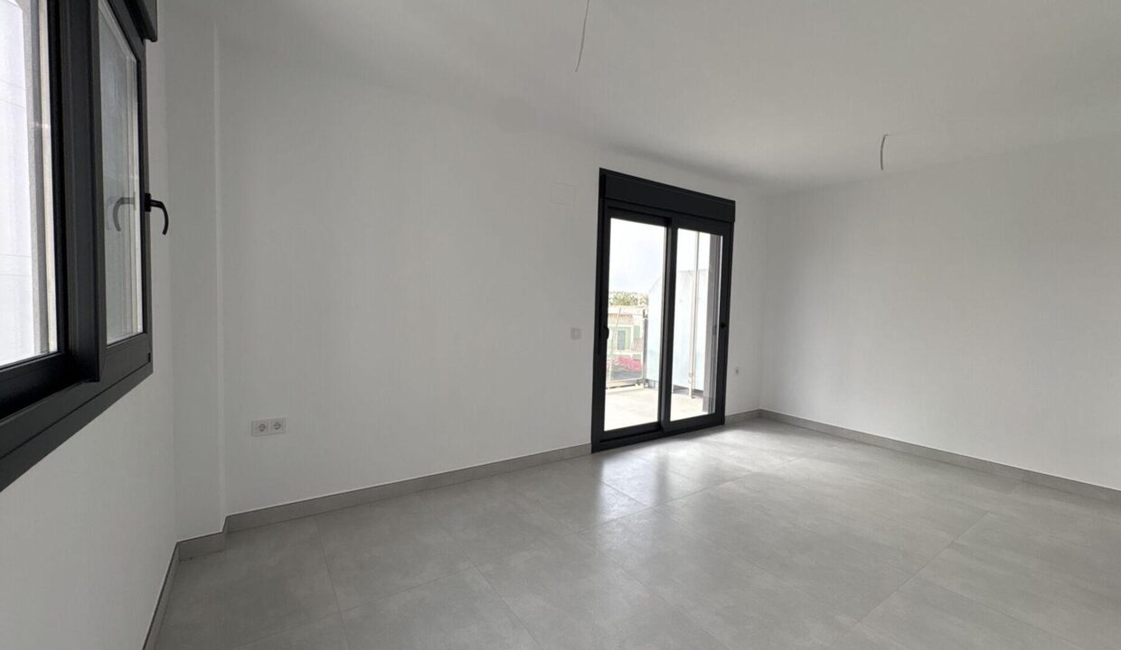 144342-Licht-en-instapklaar-nieuwbouwappartement-in-Villajoyosa-33