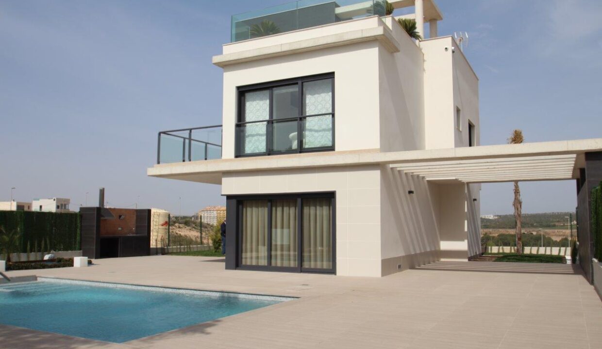 71857-Luxe-villa-in-Campoamor-1